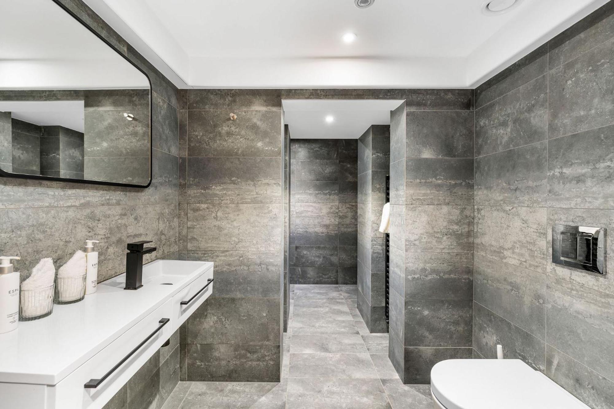 Righ Properties - Luxury West End Artisan Apartment Edinburgh Exterior photo